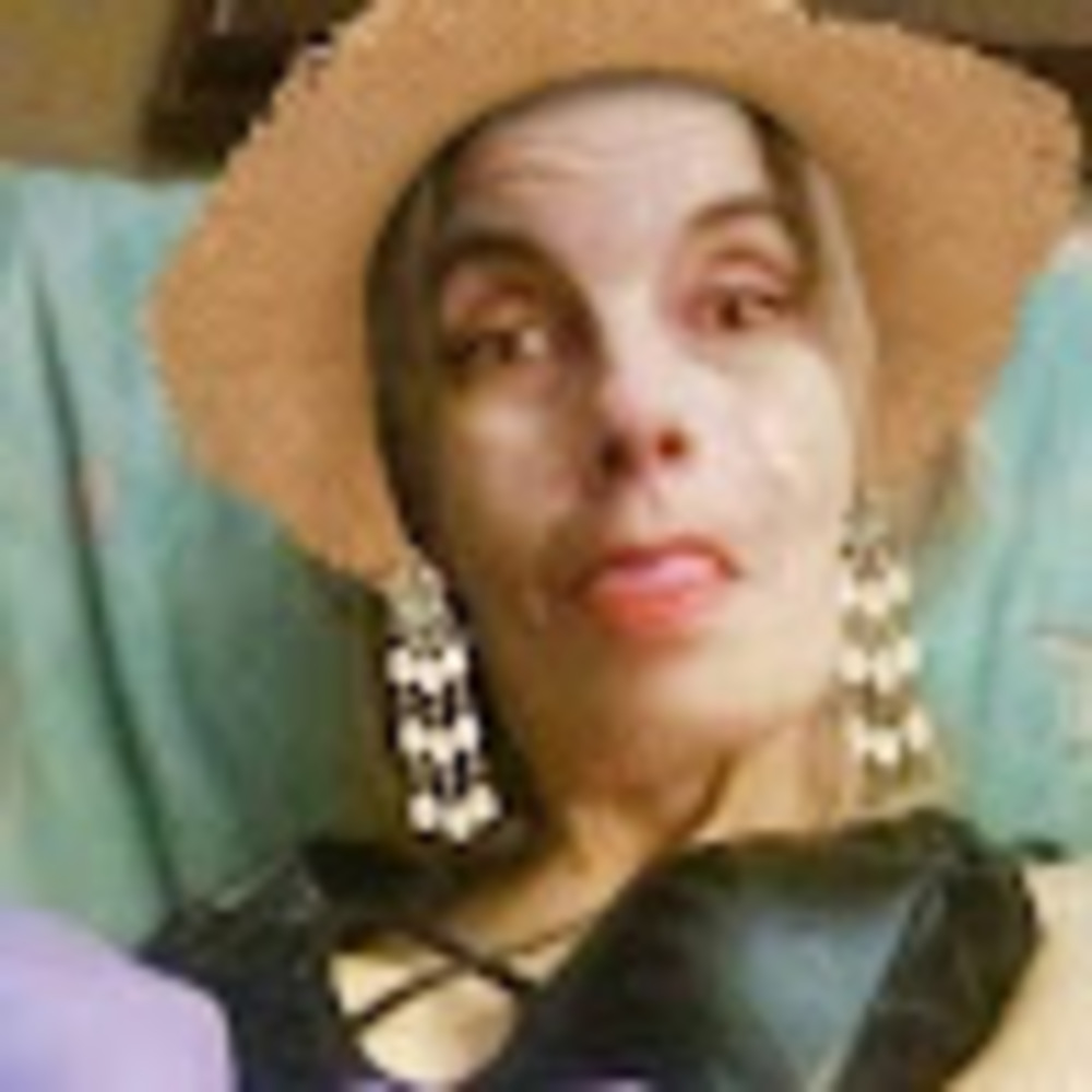 Meet your Posher, Carmen